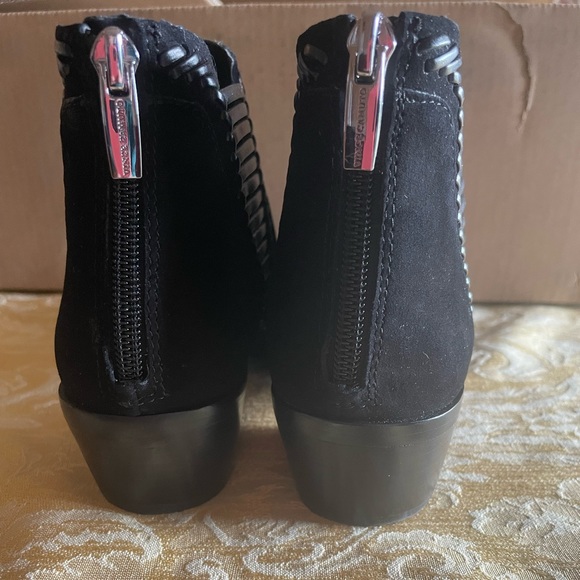 Vince Camuto Black Suede Boots Size 6.5 - Picture 2 of 4